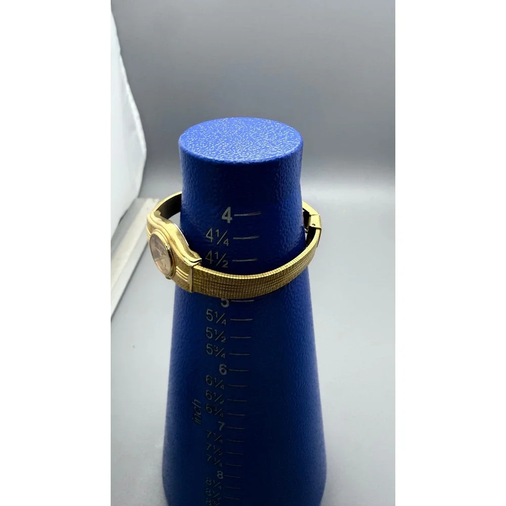 2 Vintage Citizen Quartz Ladies Watches Gold Tone Nonworking Repair Lot